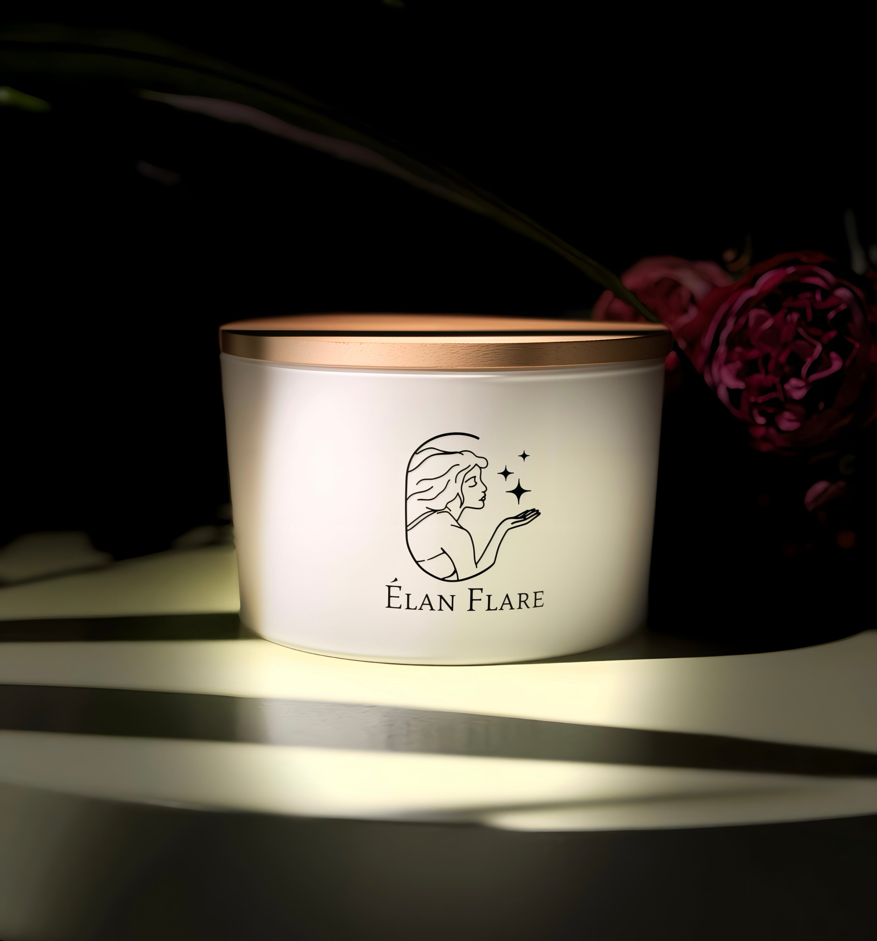 Élan Flare Premium Aromatic Candle – 700ml WHITE jar