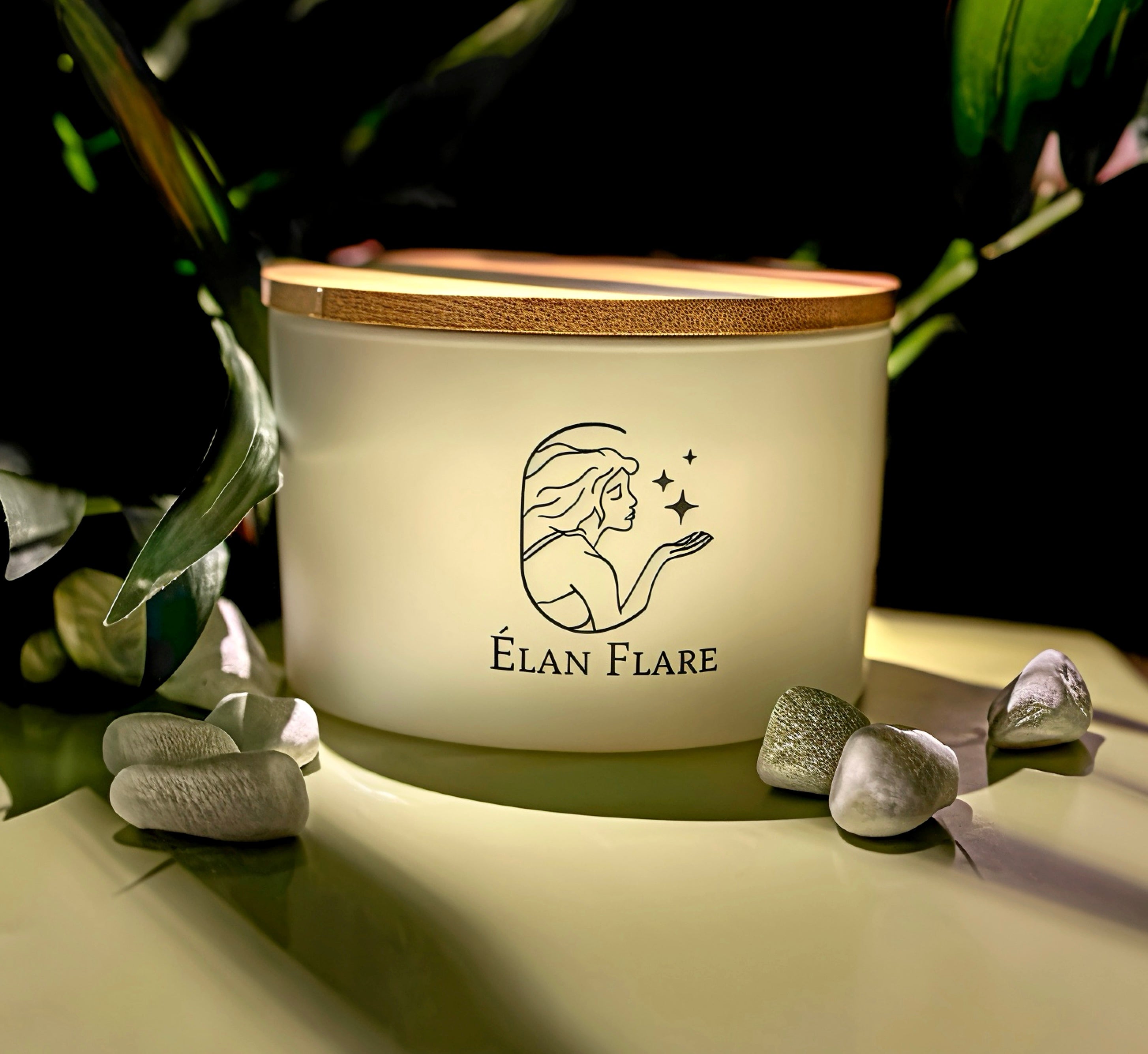 Élan Flare Premium Aromatic Candle – 700ml WHITE jar