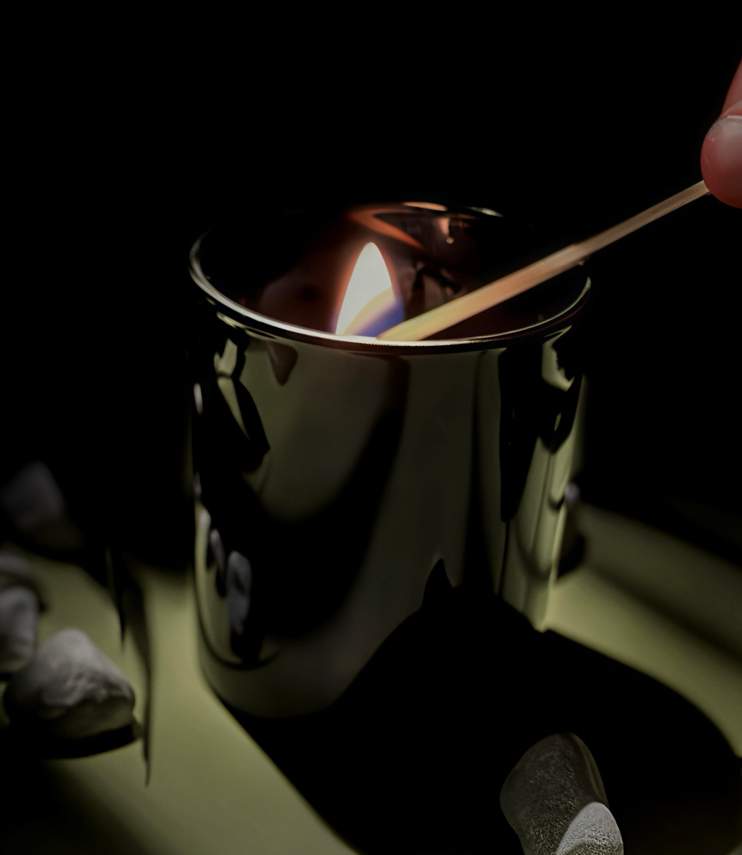 Élan Flare Premium Aromatic Candle – 300ml BLACK jar