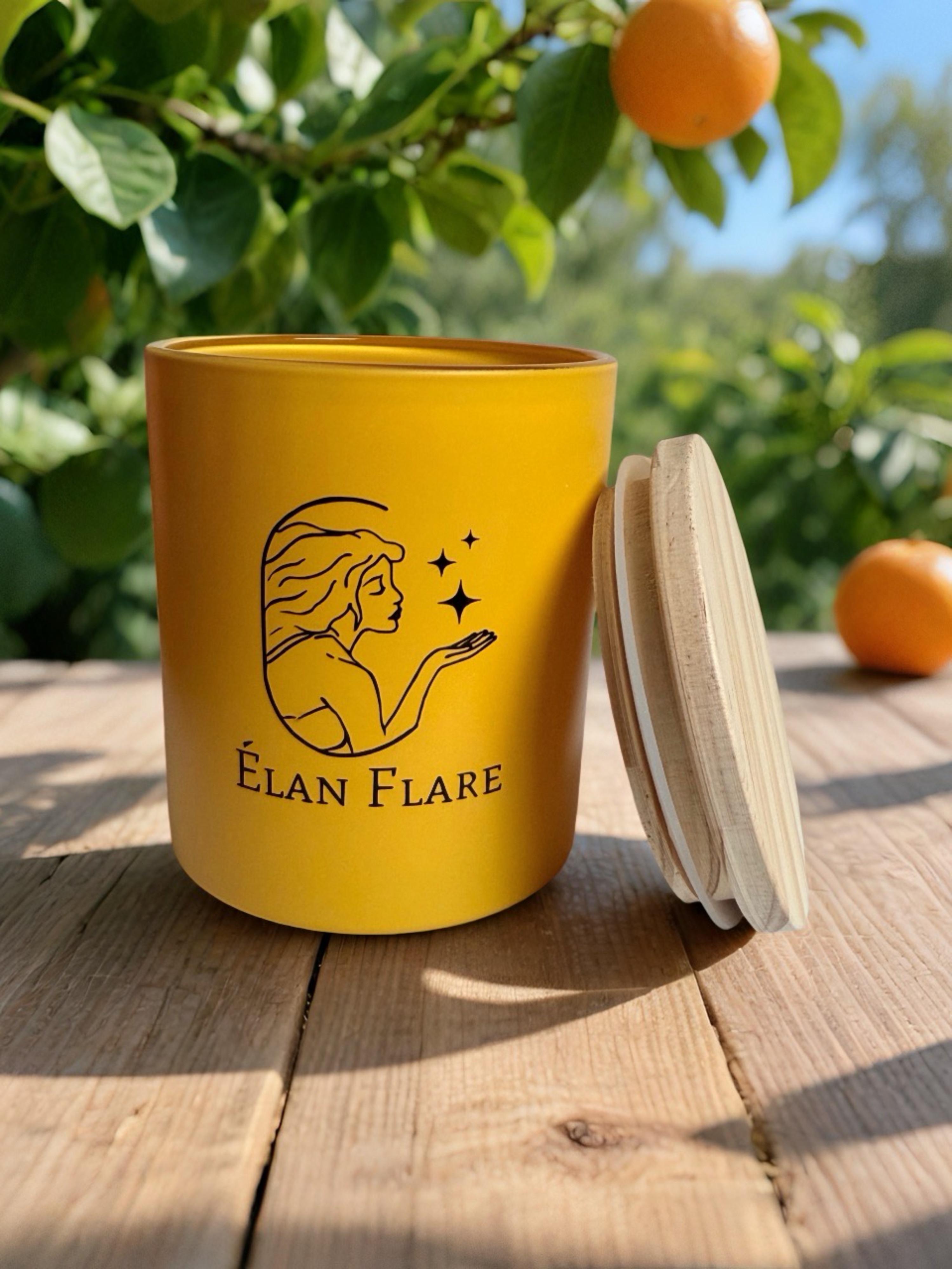 Élan Flare Premium Aromatic Candle – 300ml GOLD jar